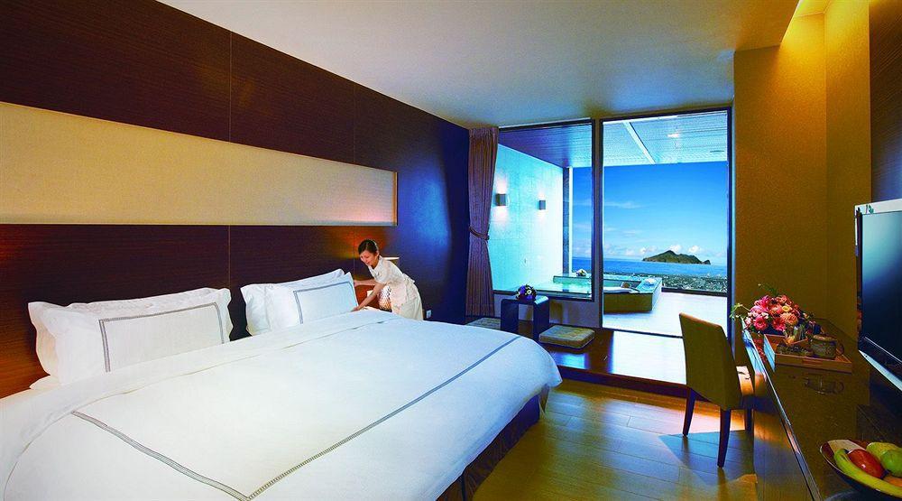 Evergreen Resort Hotel - Jiaosi Jiaoxi Exterior foto A room at the hotel