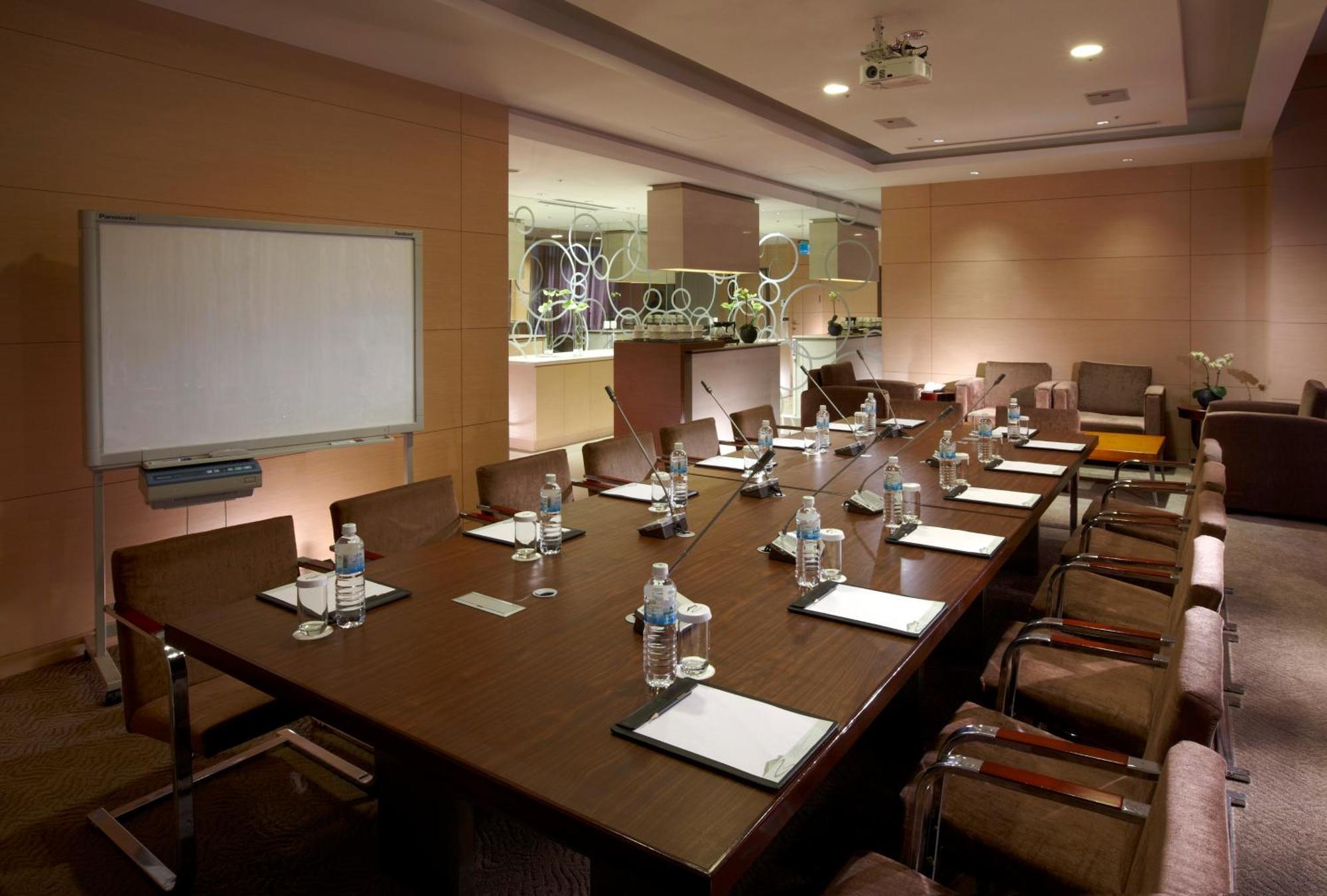Evergreen Resort Hotel - Jiaosi Jiaoxi Exterior foto Meeting room